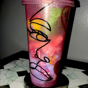 Custom/Personalized tumblrs perfect for a Valentine’s Day gift!